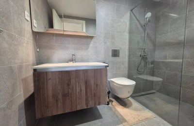 Location d’un appartement meublé et lumineux de 3 pièces, 73 m², Belgrade, Serbie